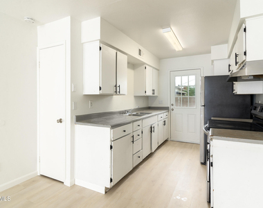 2444 E Willetta Street - Photo Thumbnail 10