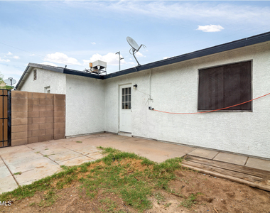 2444 E Willetta Street - Photo Thumbnail 18