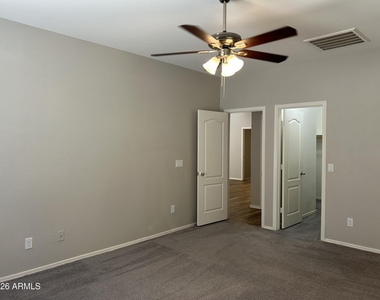 28588 N Rainfall Drive - Photo Thumbnail 4