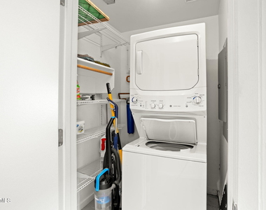 1111 W University Drive - Photo Thumbnail 17
