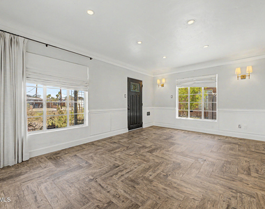 1333 E Monte Vista Road - Photo Thumbnail 10