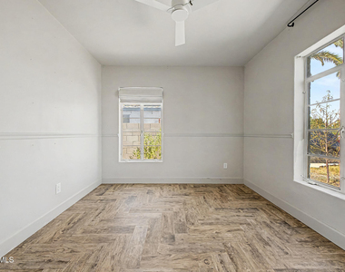 1333 E Monte Vista Road - Photo Thumbnail 20