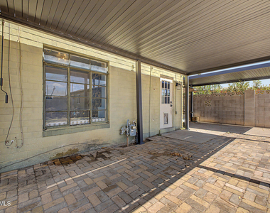 1333 E Monte Vista Road - Photo Thumbnail 24