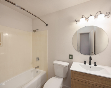 7337 E Lewis Avenue - Photo Thumbnail 15