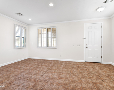 4046 S Tatum Lane - Photo Thumbnail 10