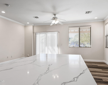 4046 S Tatum Lane - Photo Thumbnail 5