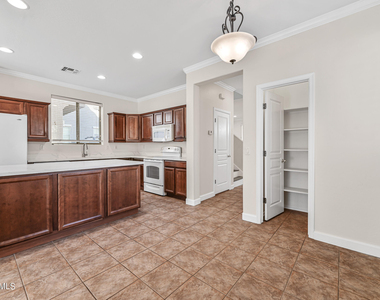 4046 S Tatum Lane - Photo Thumbnail 6