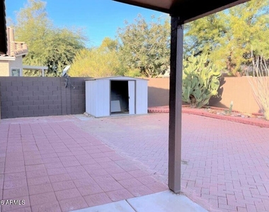 2862 E Bagdad Road - Photo Thumbnail 14