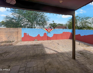 17727 N 89th Drive - Photo Thumbnail 14