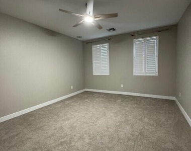 3855 S Mcqueen Road - Photo Thumbnail 15