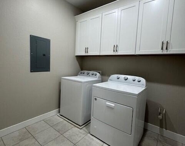 3855 S Mcqueen Road - Photo Thumbnail 18
