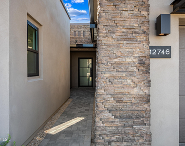 12746 E Casitas Del Rio Drive - Photo Thumbnail 5
