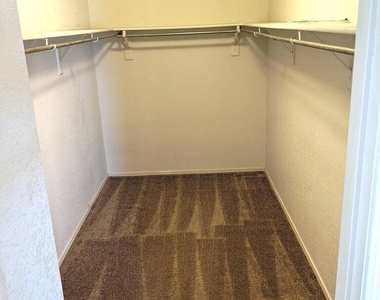 7500 E Deer Valley Road - Photo Thumbnail 19