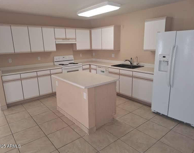 7500 E Deer Valley Road - Photo Thumbnail 11