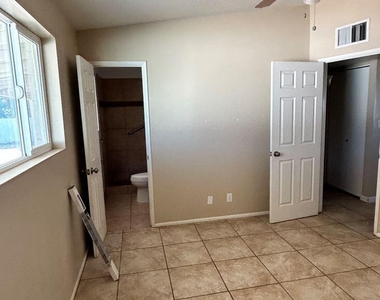 2254 E Alpine Avenue - Photo Thumbnail 19