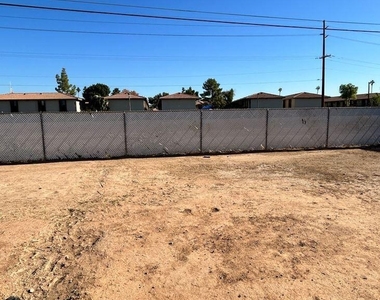 2254 E Alpine Avenue - Photo Thumbnail 27