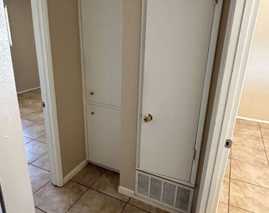 2254 E Alpine Avenue - Photo Thumbnail 12