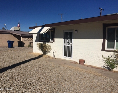 2254 E Alpine Avenue - Photo Thumbnail 2