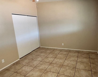 2254 E Alpine Avenue - Photo Thumbnail 18