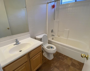 6724 N 129th Lane - Photo Thumbnail 17