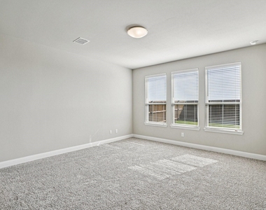 3009 Camilli Cove - Photo Thumbnail 14