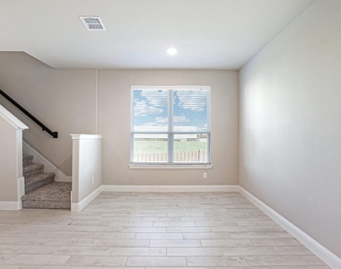 3009 Camilli Cove - Photo Thumbnail 8