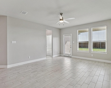 3009 Camilli Cove - Photo Thumbnail 13