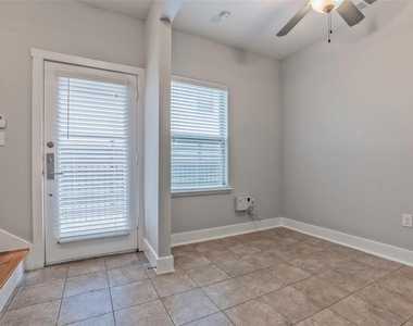 6051 Ross Avenue - Photo Thumbnail 3