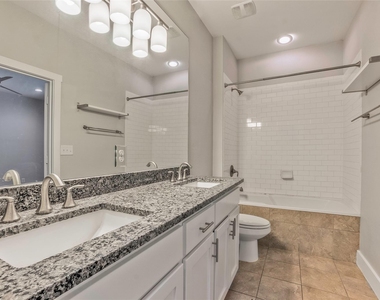 6051 Ross Avenue - Photo Thumbnail 15