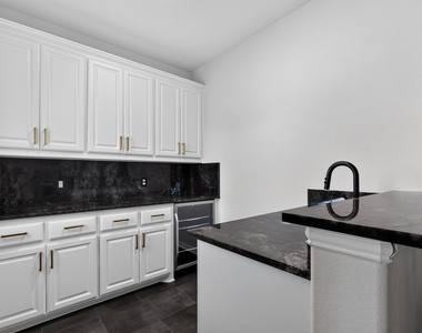 3131 Callander - Photo Thumbnail 37