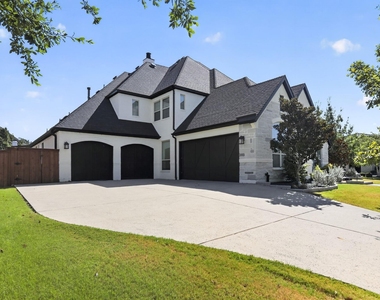 3131 Callander - Photo Thumbnail 10