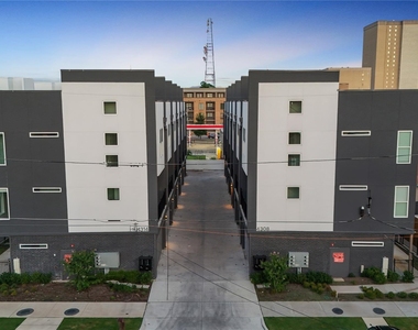 4314 Roseland Avenue - Photo Thumbnail 19