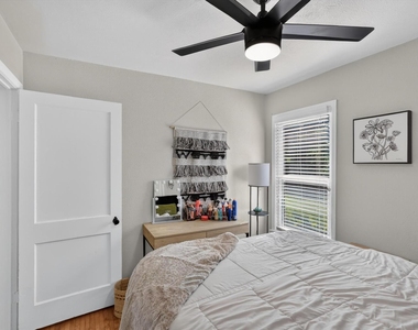 10518 Dawn Drive - Photo Thumbnail 17