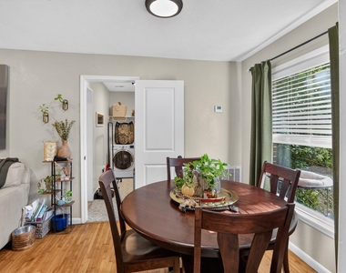 10518 Dawn Drive - Photo Thumbnail 10