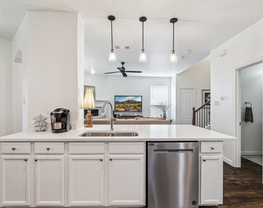 1700 Adams Place - Photo Thumbnail 8