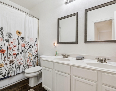 1700 Adams Place - Photo Thumbnail 23
