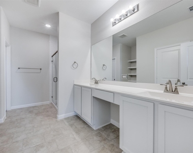4013 Bluestem Boulevard - Photo Thumbnail 15