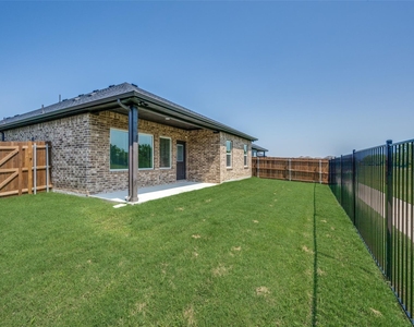 4013 Bluestem Boulevard - Photo Thumbnail 22