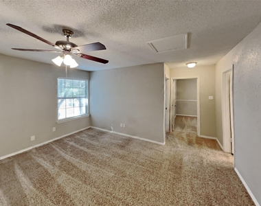 1313 Ponder Way - Photo Thumbnail 15