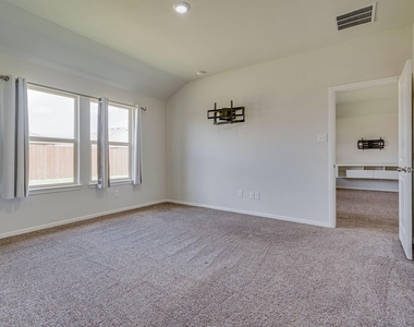 16424 Milwaukee Street - Photo Thumbnail 22
