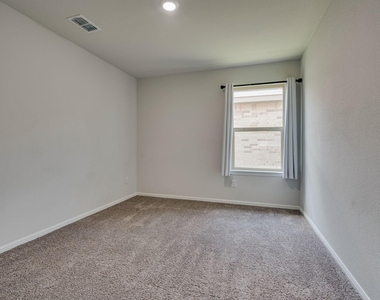 16424 Milwaukee Street - Photo Thumbnail 21