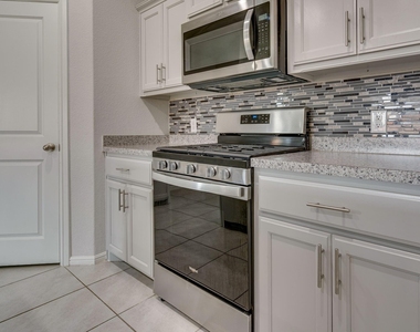 16424 Milwaukee Street - Photo Thumbnail 15