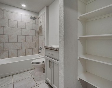 16424 Milwaukee Street - Photo Thumbnail 18