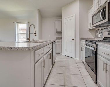 16424 Milwaukee Street - Photo Thumbnail 10