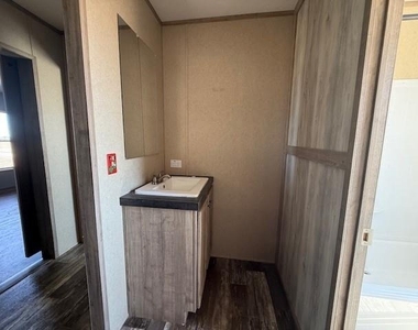 2251 Private Road 5112 - Photo Thumbnail 9