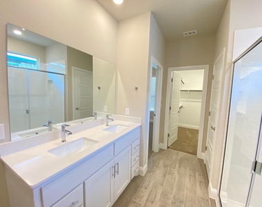 2312 Redwing Drive - Photo Thumbnail 10