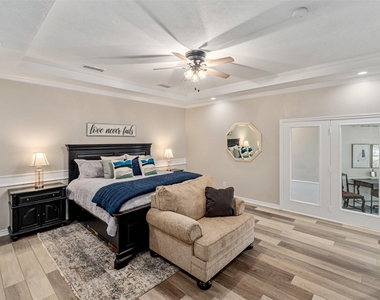 111 Hickory Creek Circle - Photo Thumbnail 21