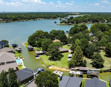 111 Hickory Creek Circle - Photo Thumbnail 29