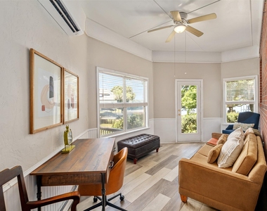 111 Hickory Creek Circle - Photo Thumbnail 22