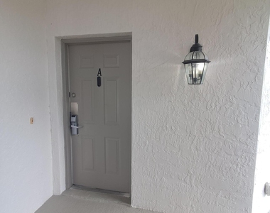 8924 Sandshot Court - Photo Thumbnail 1